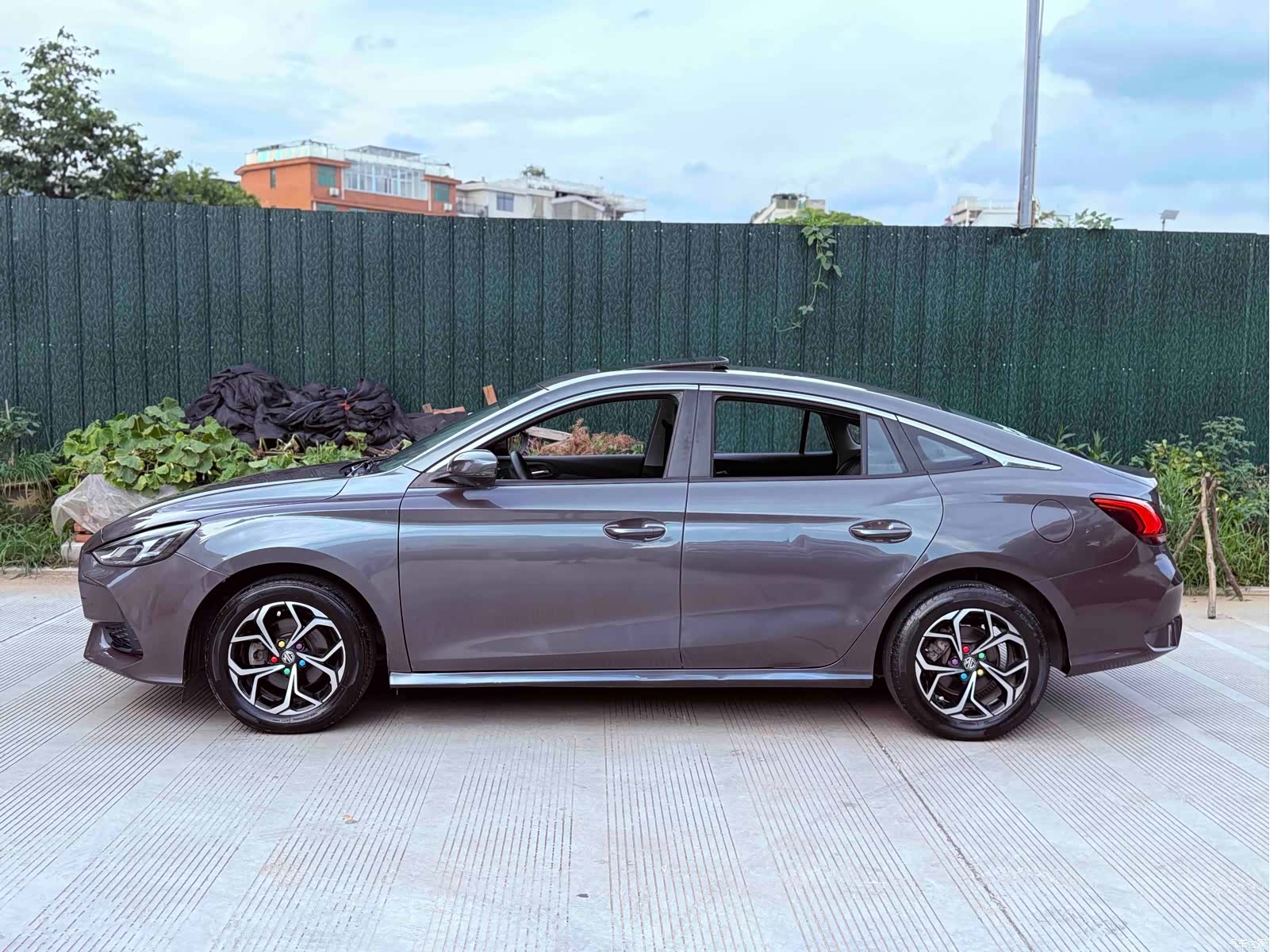 MG MG5, 2021 8