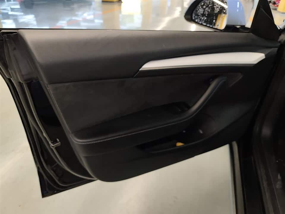 Tesla Model 3 Tesla Model 3