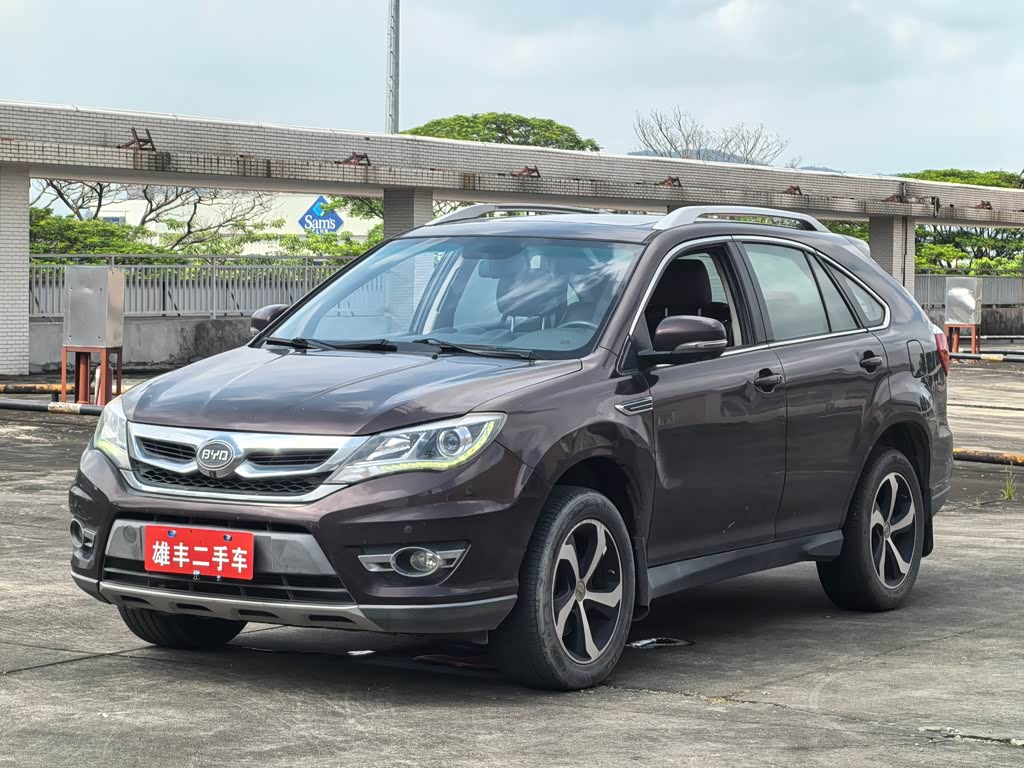 BYD S7