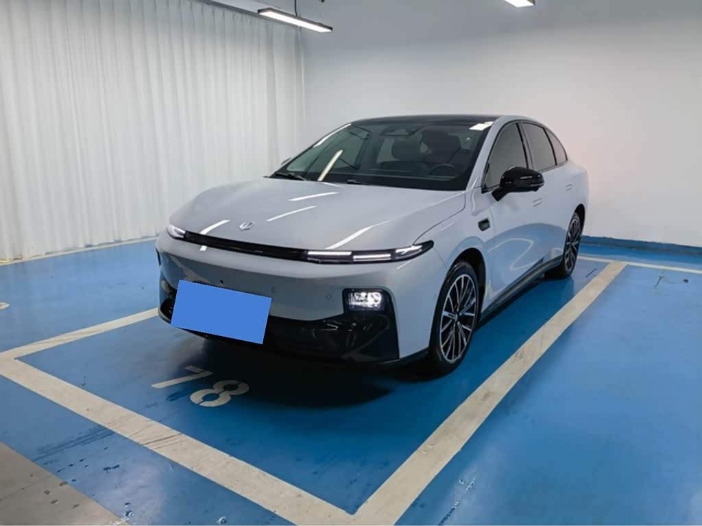 Leapmotor B01
