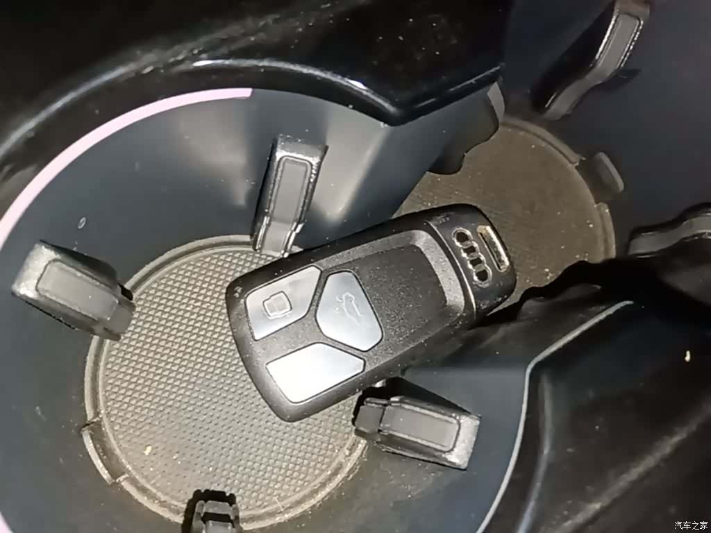 Audi A4L, 2023 9