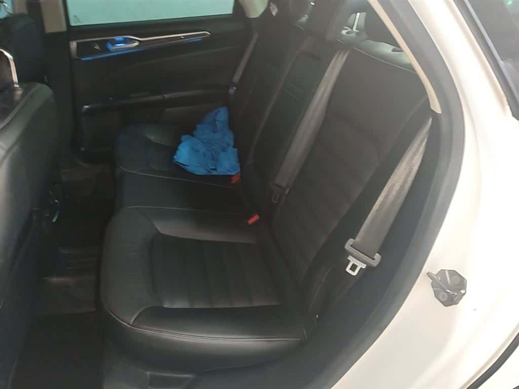 Ford Mondeo, 2018 17