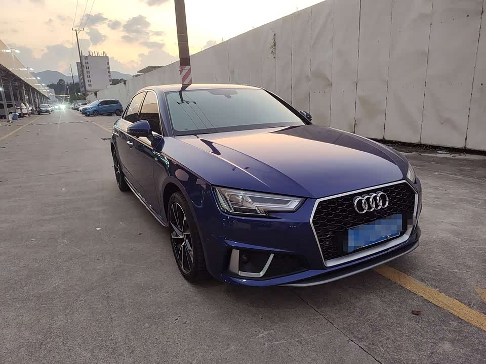 Audi A4L
