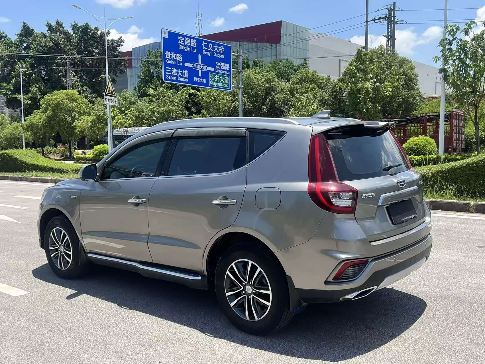 Geely X6, 2019 все фото