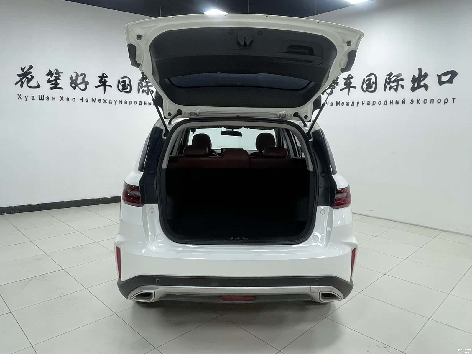 Geely X6, 2022 7