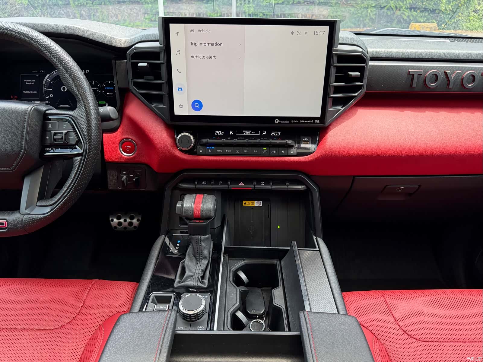 Toyota Sequoia, 2024 9