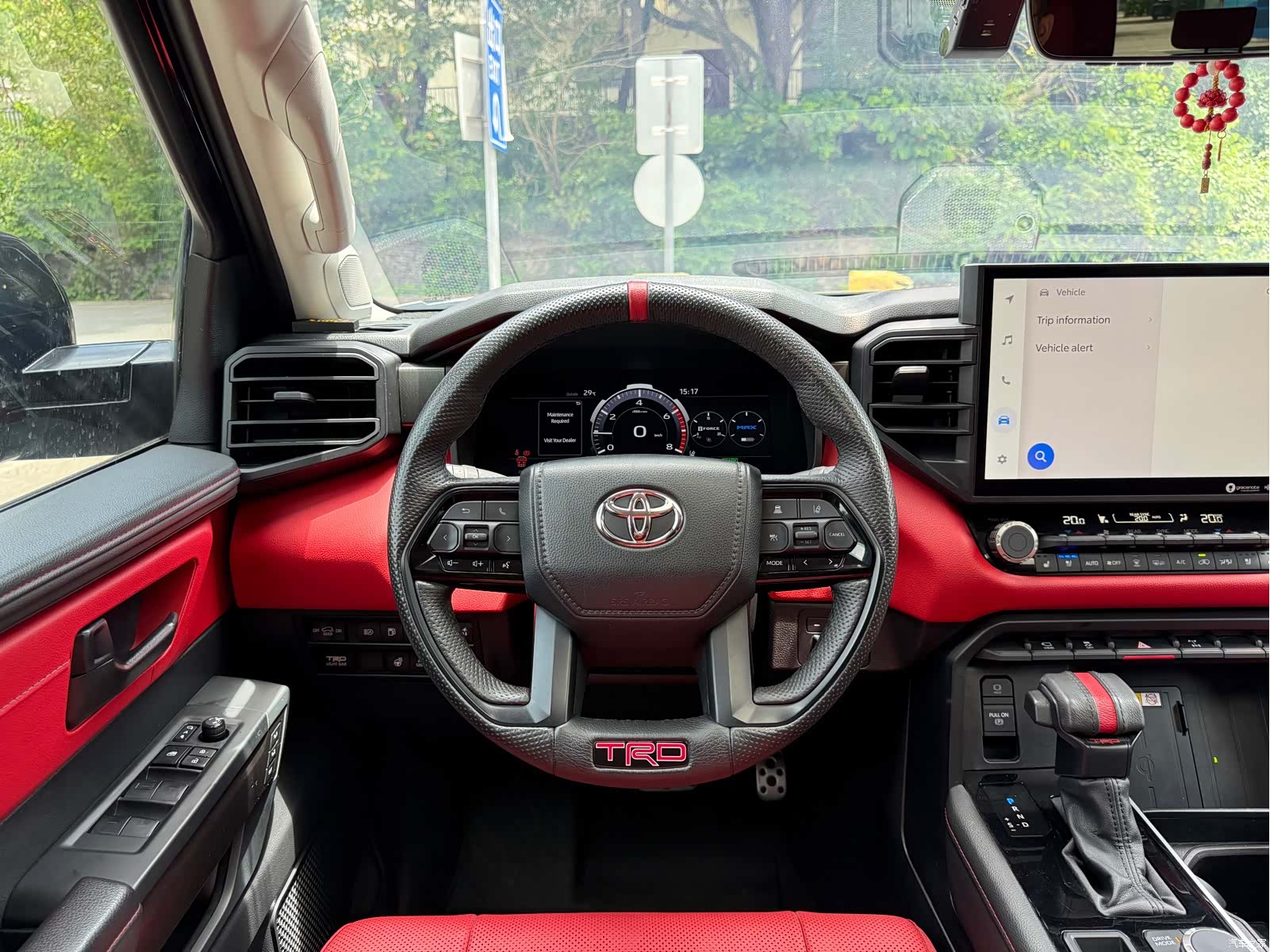 Toyota Sequoia, 2024 10