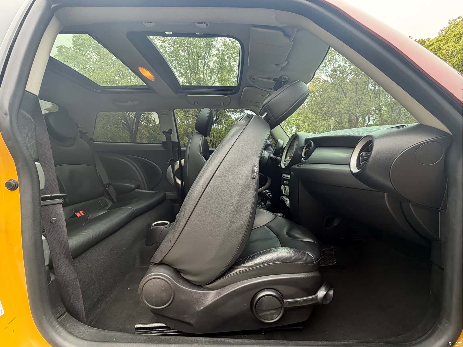 Mini Cooper, 2009 15