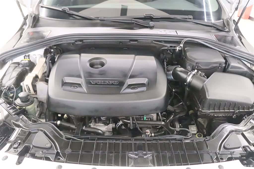 Volvo S60, 2018 18