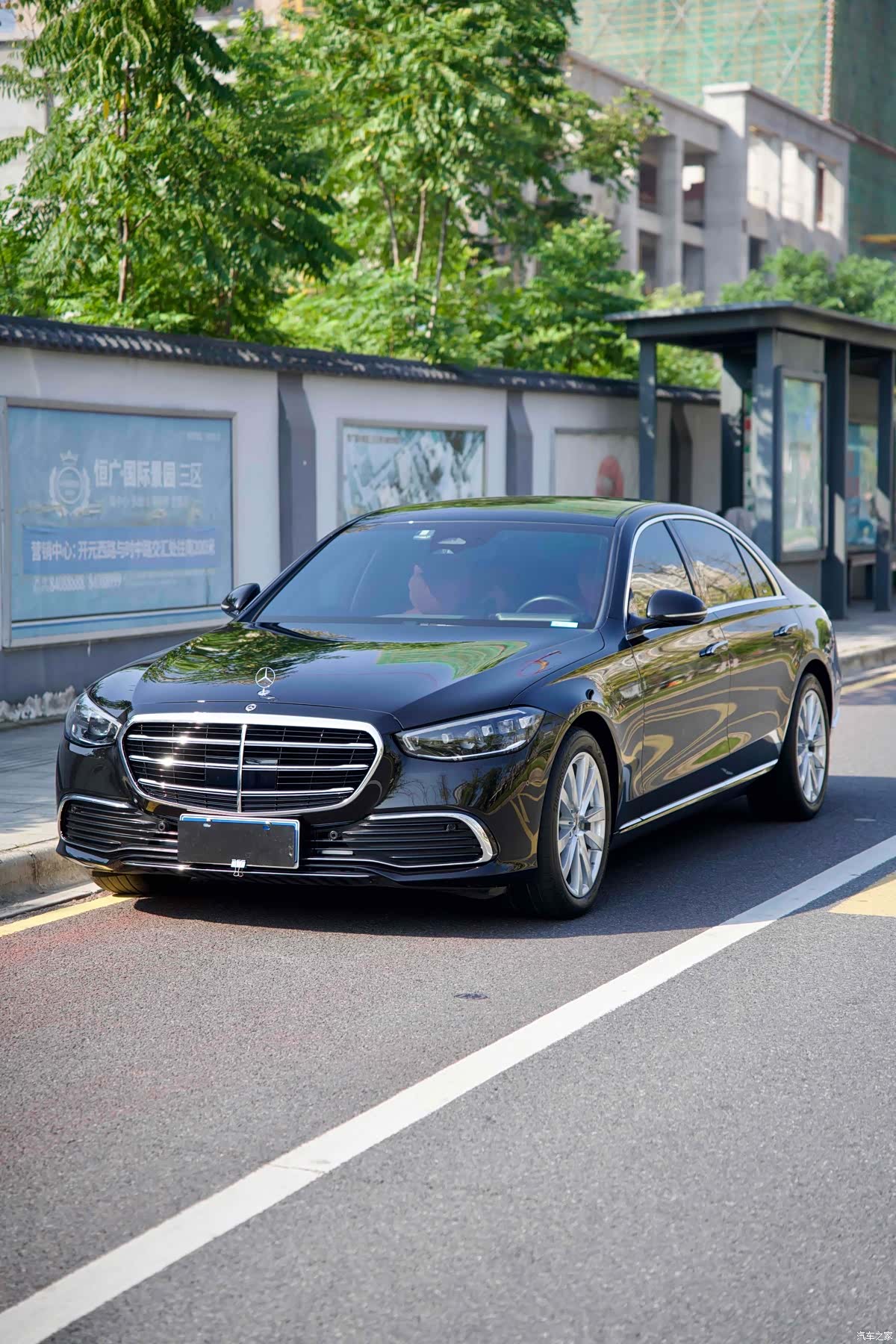 Mercedes-Benz S-Class, 2023 1