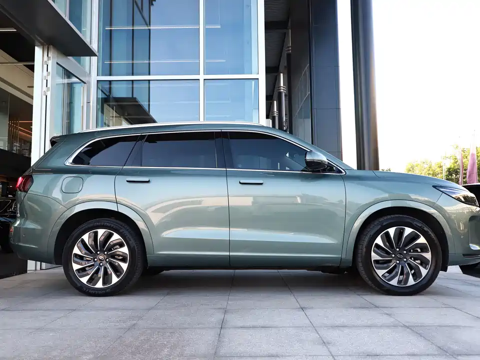 AITO Ask the world M7