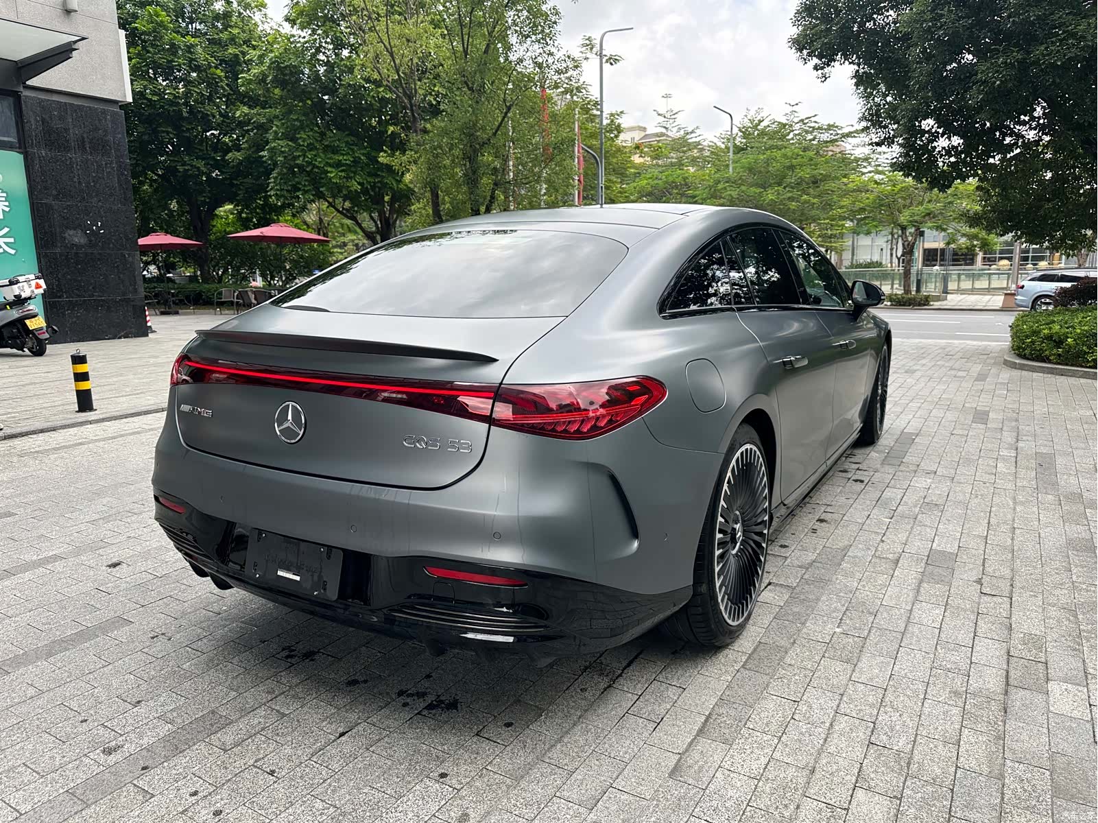 Mercedes-Benz EQS, 2025 11