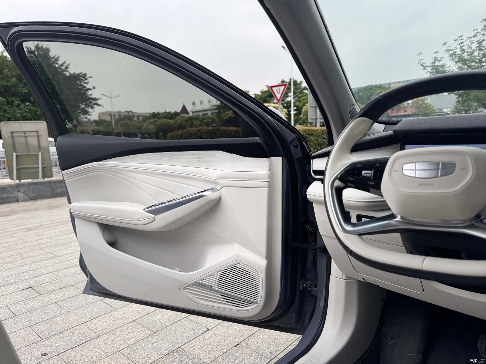 Geely Preface, 2023 11