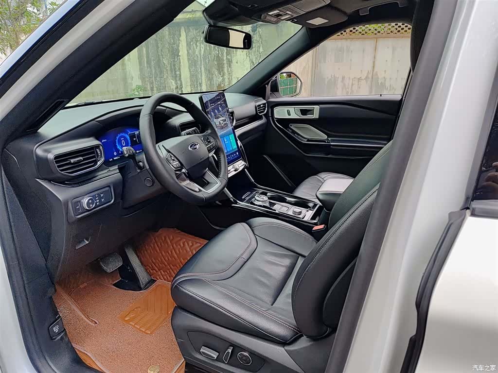 Ford Explorer, 2020 7