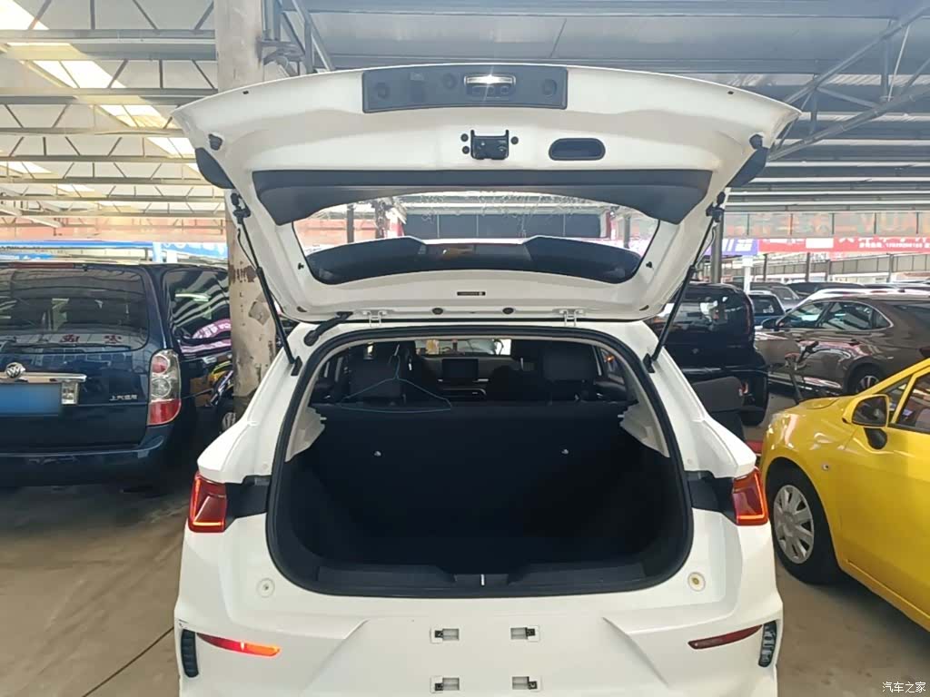 BYD E2, 2019 19