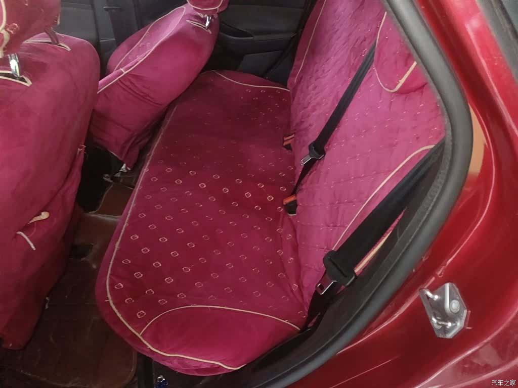 Ford Focus, 2015 13