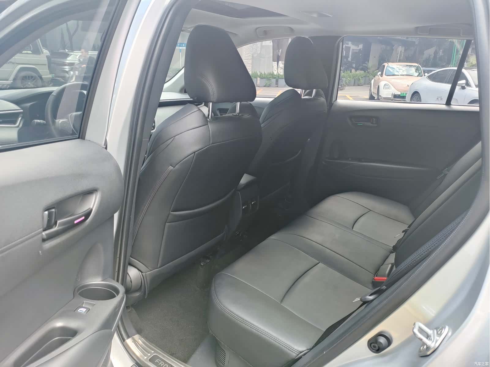 Toyota Frontlander, 2024 11