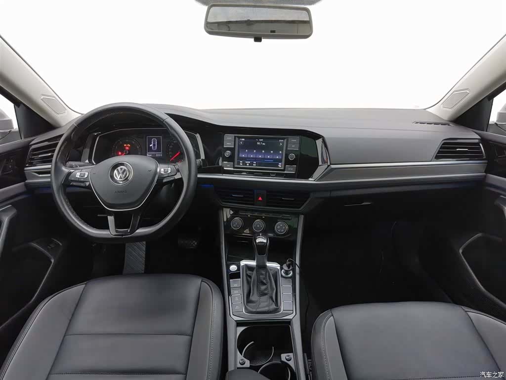 Volkswagen Sagitar, 2020 все фото