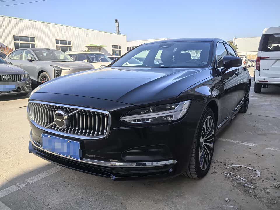 Volvo S90