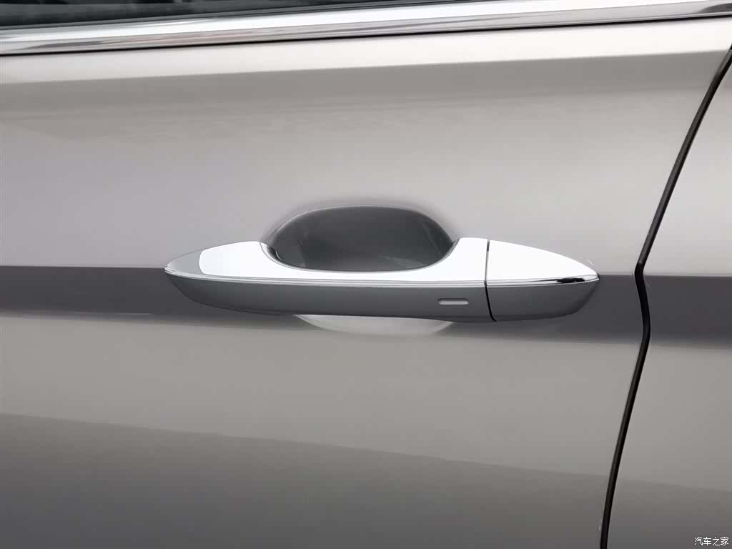 Volkswagen Sagitar, 2020 18