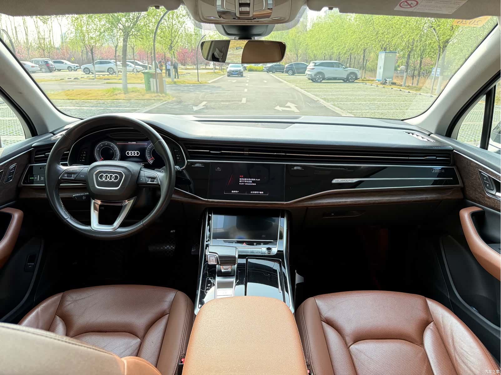 Audi Q7, 2022 все фото