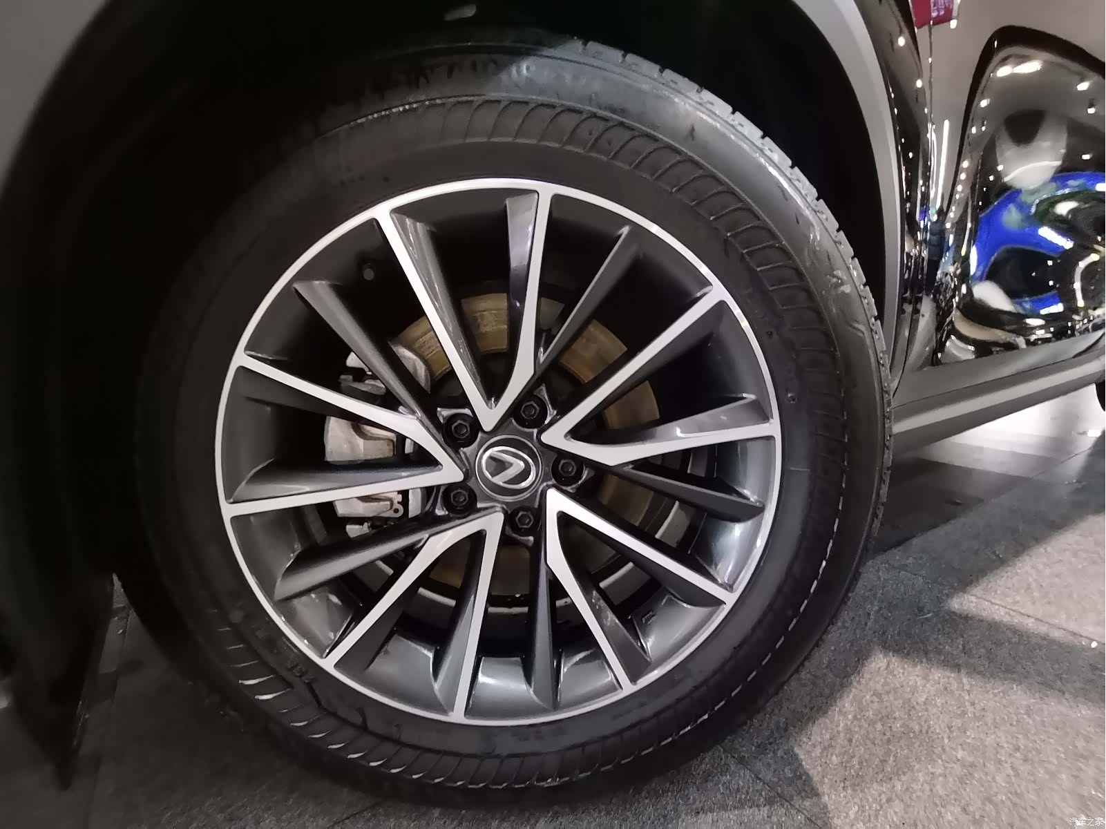 Lexus NX, 2023 16