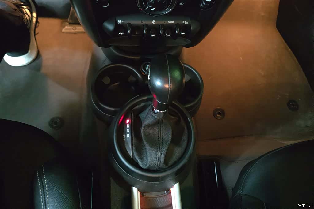 Mini Countryman, 2016 15