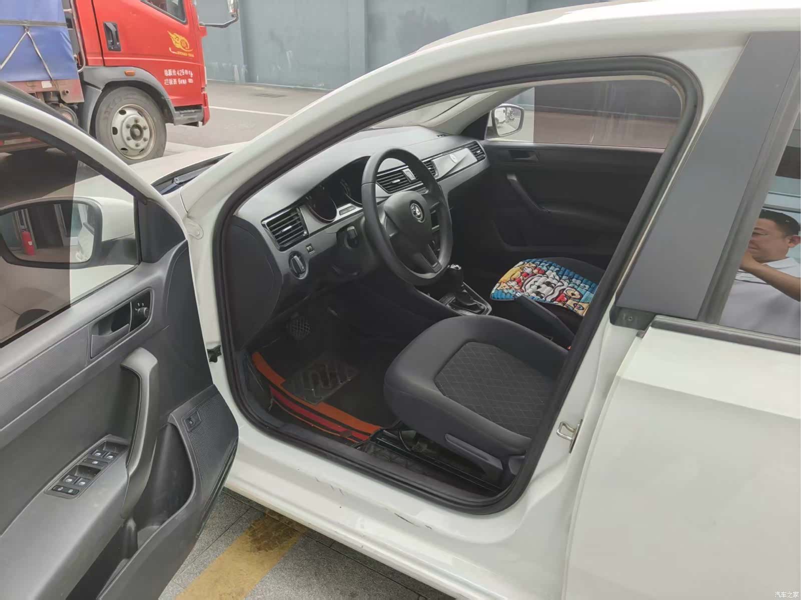 Skoda Rapid, 2022 6
