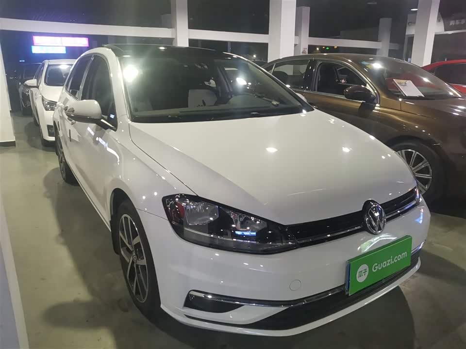 Volkswagen golf
