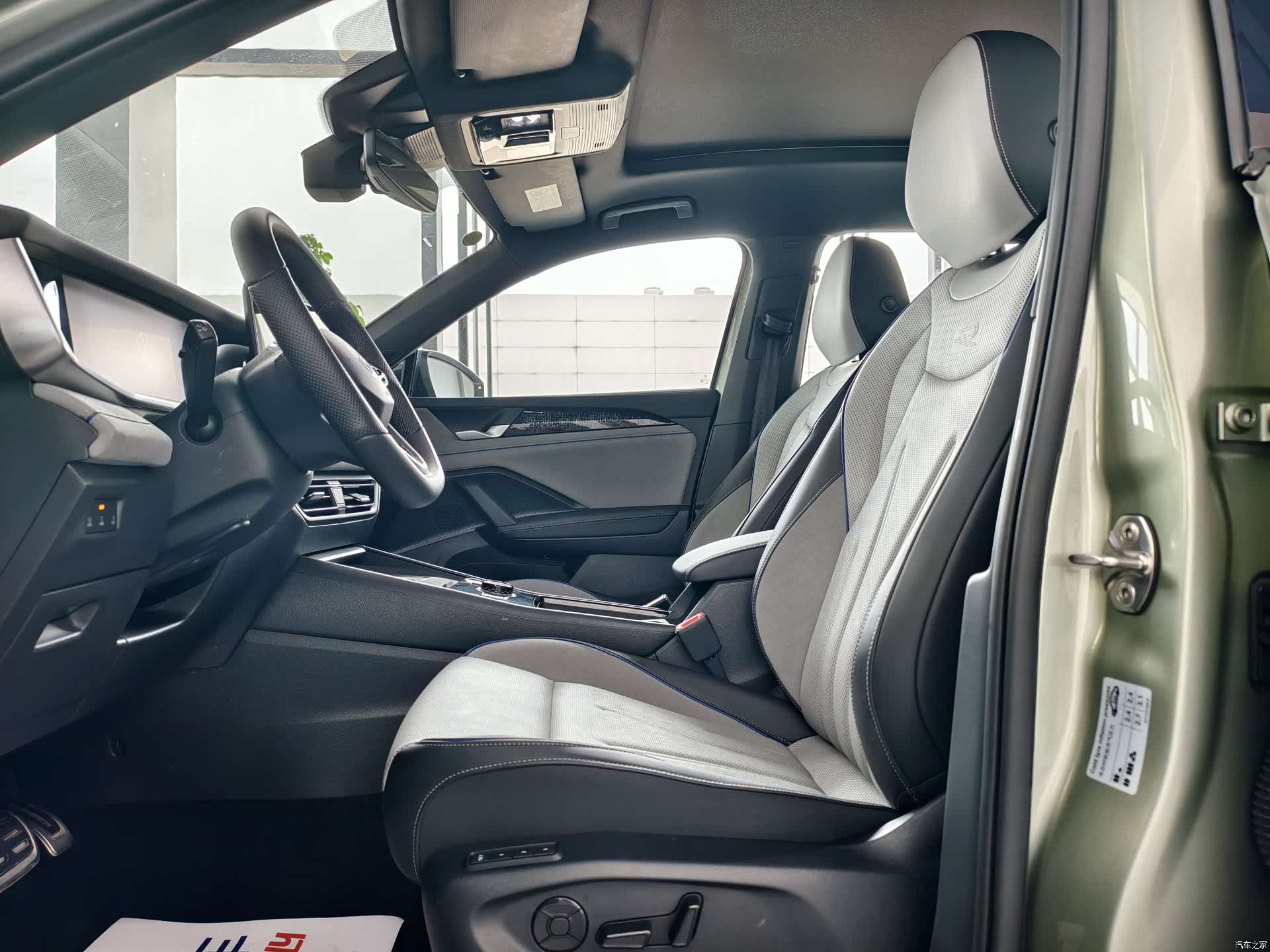Volkswagen Tayron, 2025 6