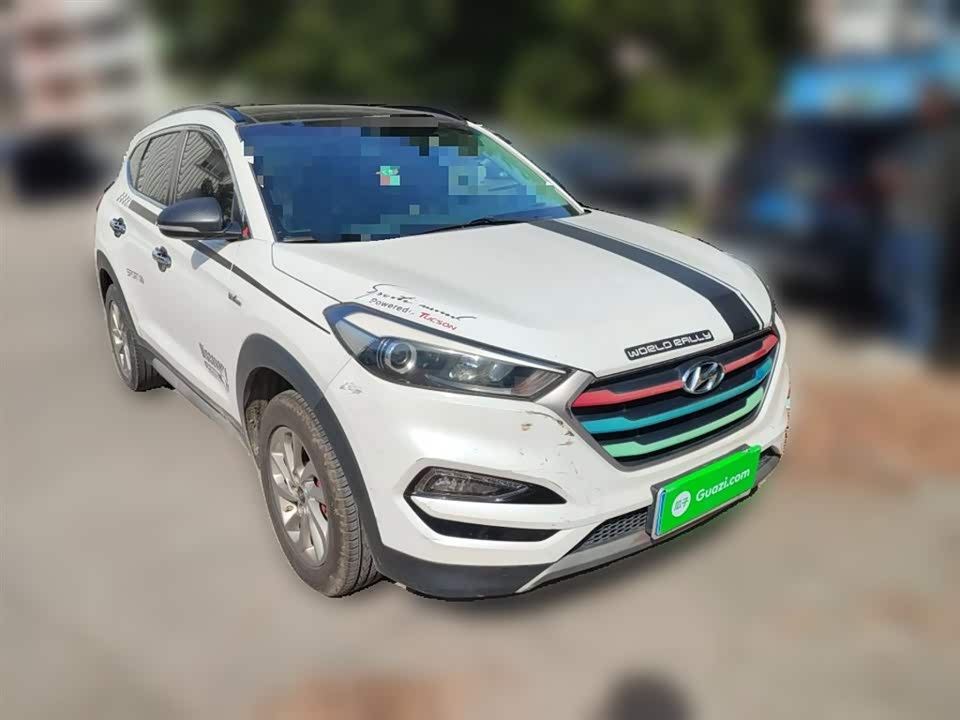 Hyundai Tucson