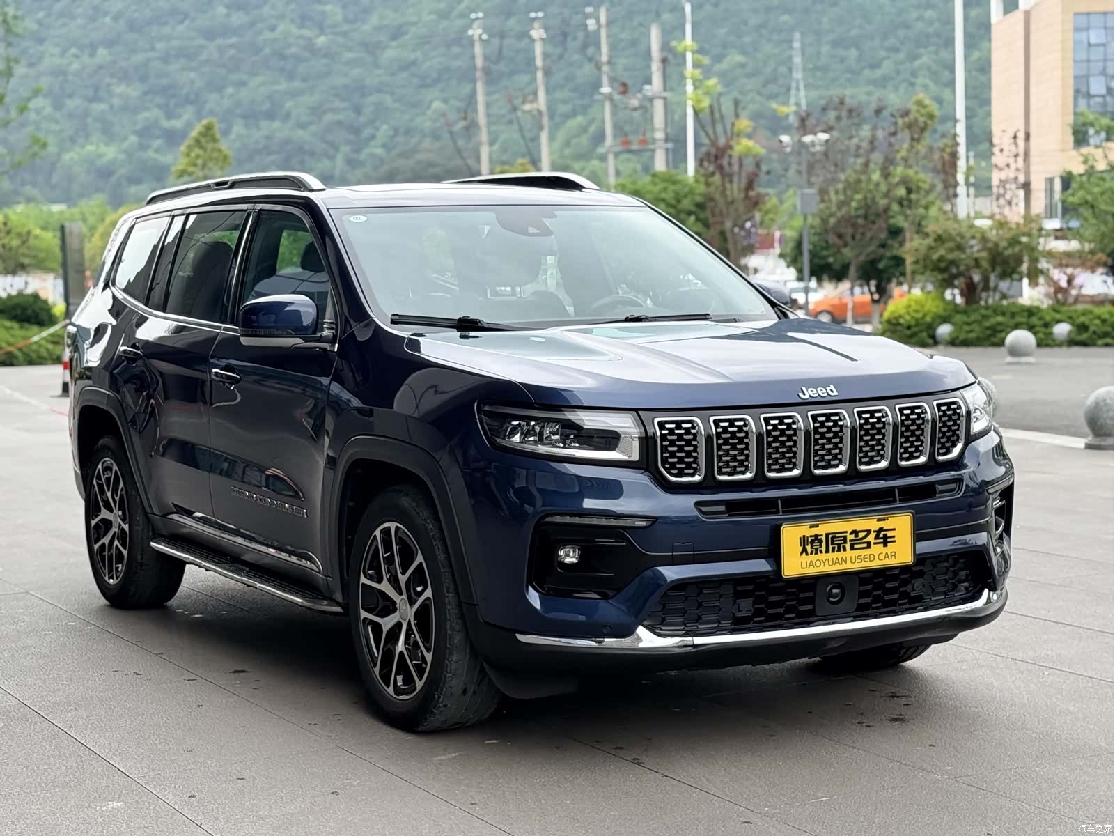 Jeep Grand Commander, 2022 3