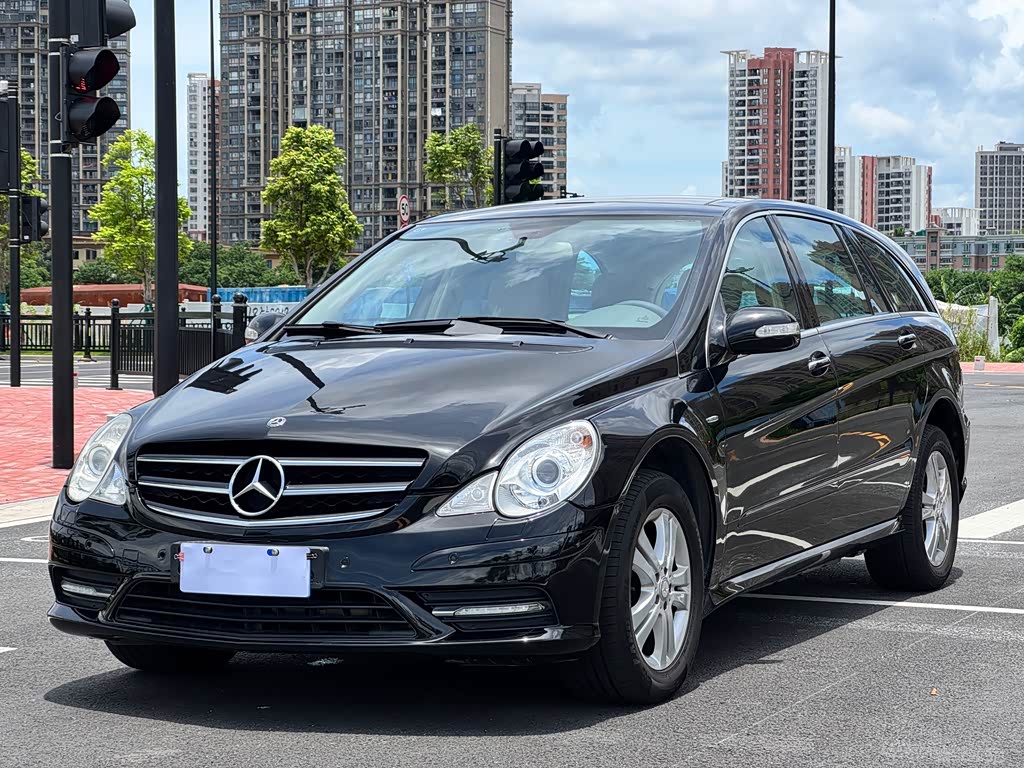 Mercedes-Benz R
