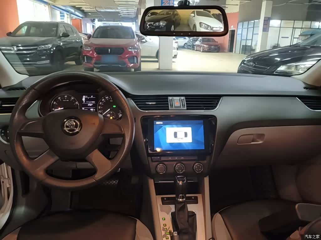 Skoda Octavia, 2015 10