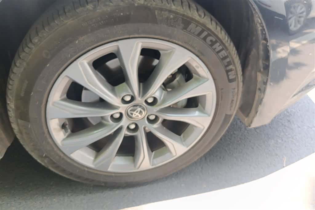 Toyota Avalon, 2025 6