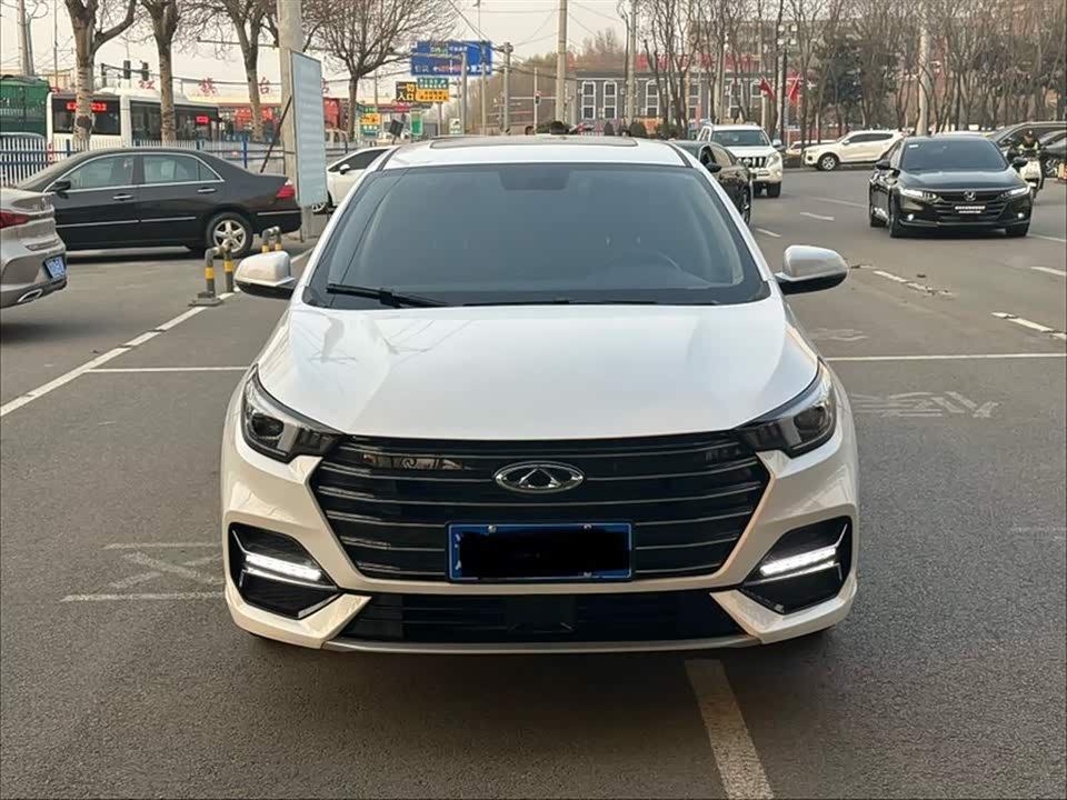 Chery Arrizo 5 PLUS