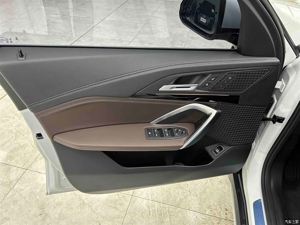 BMW X1, 2023 11