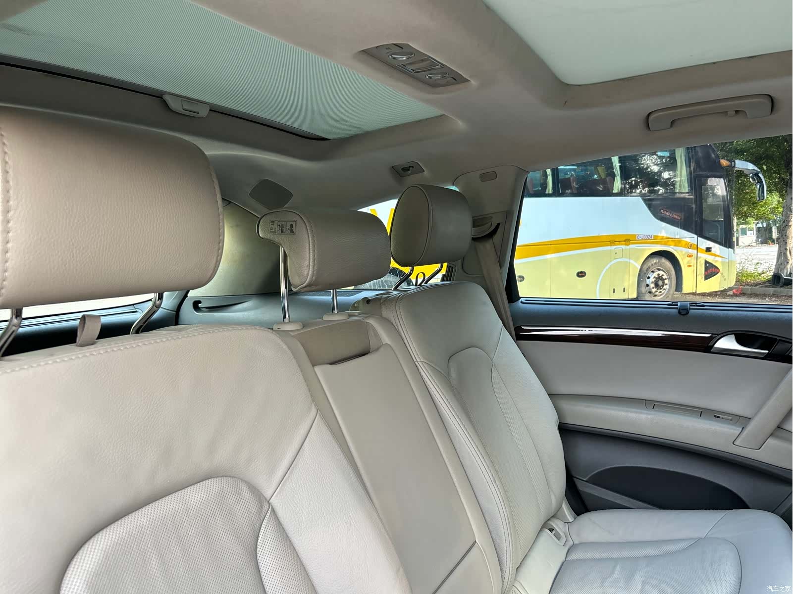 Audi Q7, 2011 32
