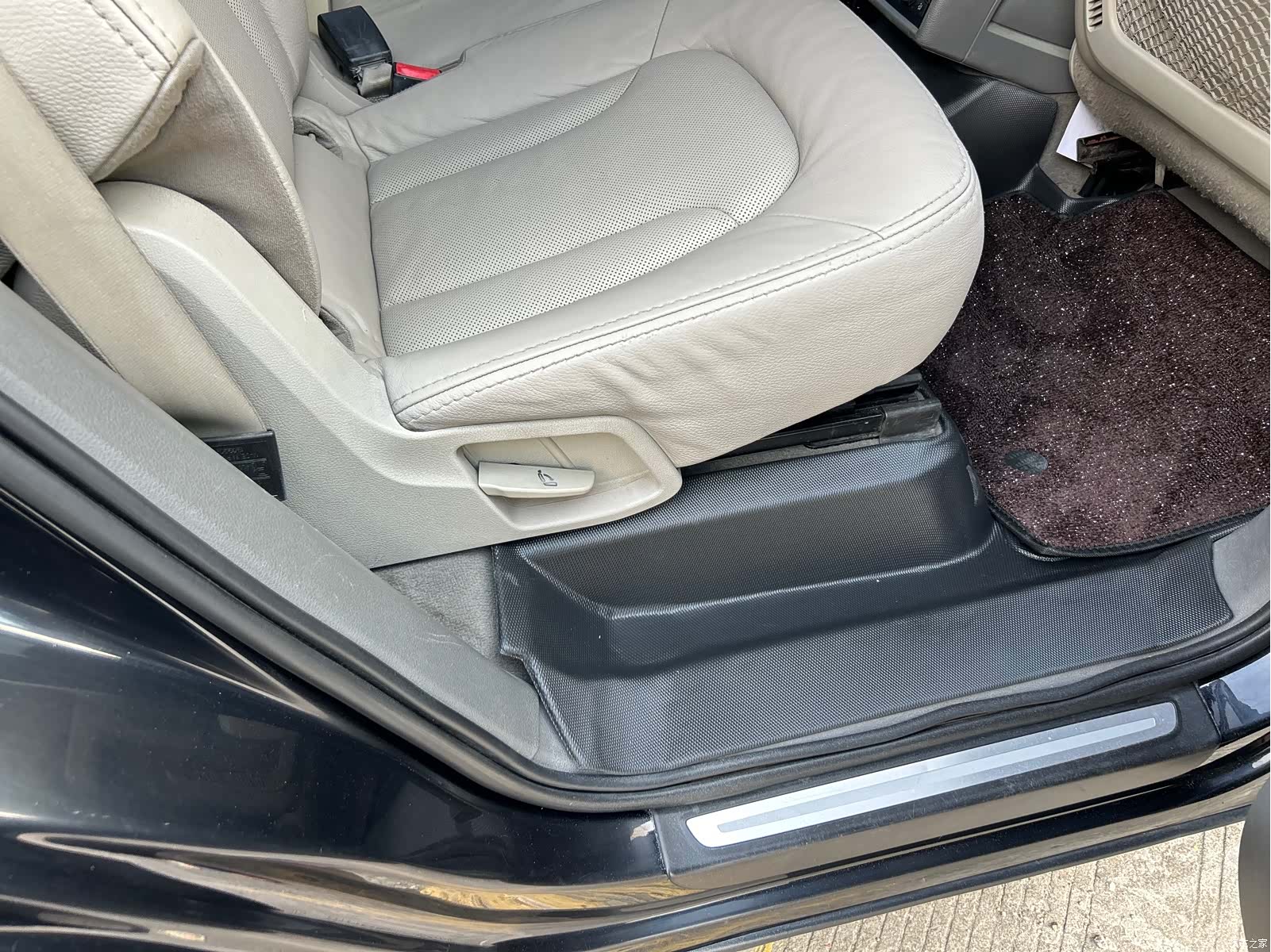 Audi Q7, 2011 34