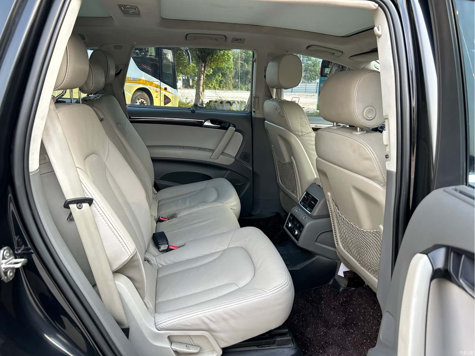 Audi Q7, 2011 30