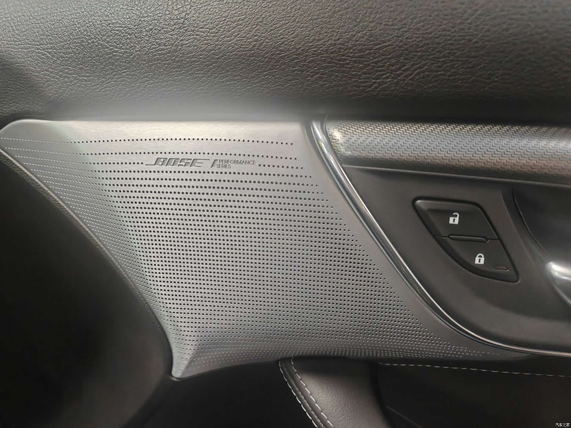 Cadillac CT5, 2021 все фото