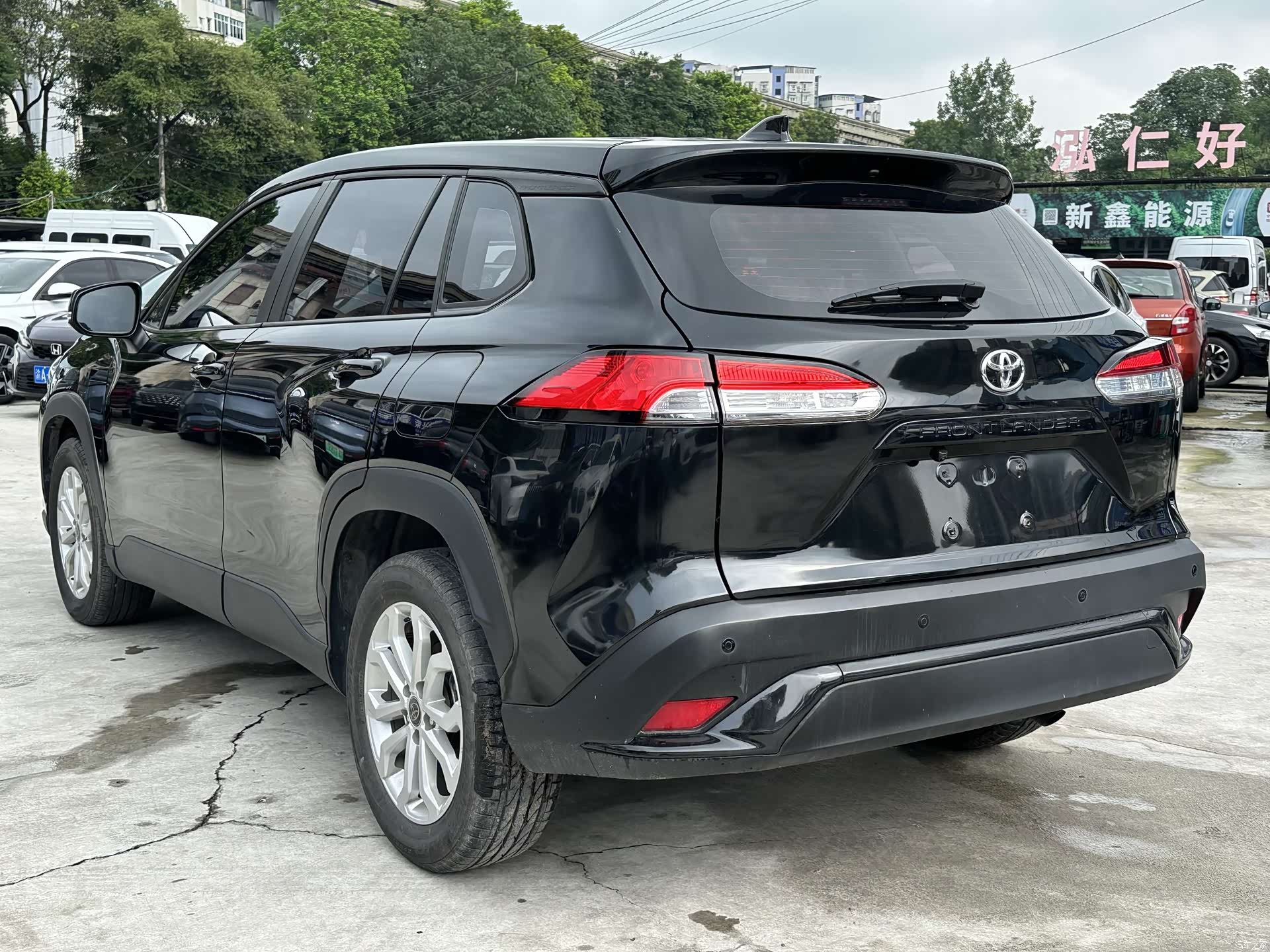 Toyota Frontlander, 2023 все фото