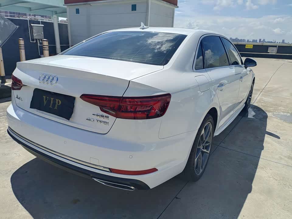 Audi A4L