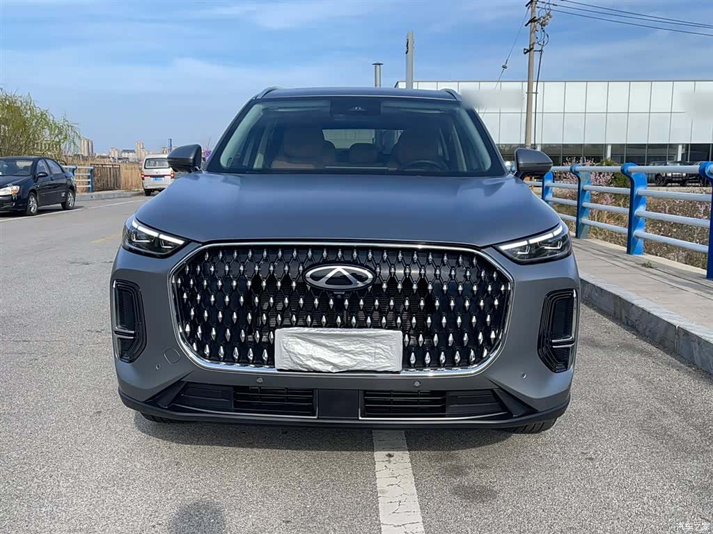 Chery Tiggo 8, 2024 3