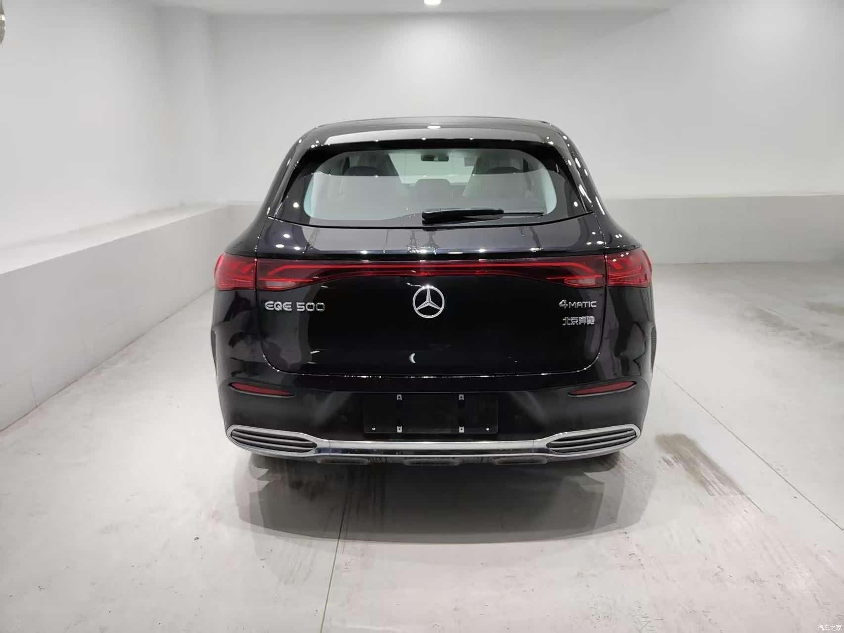 Mercedes-Benz EQE, 2025 19