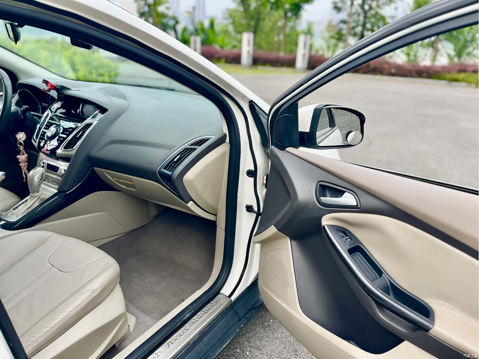Ford Focus, 2014 17