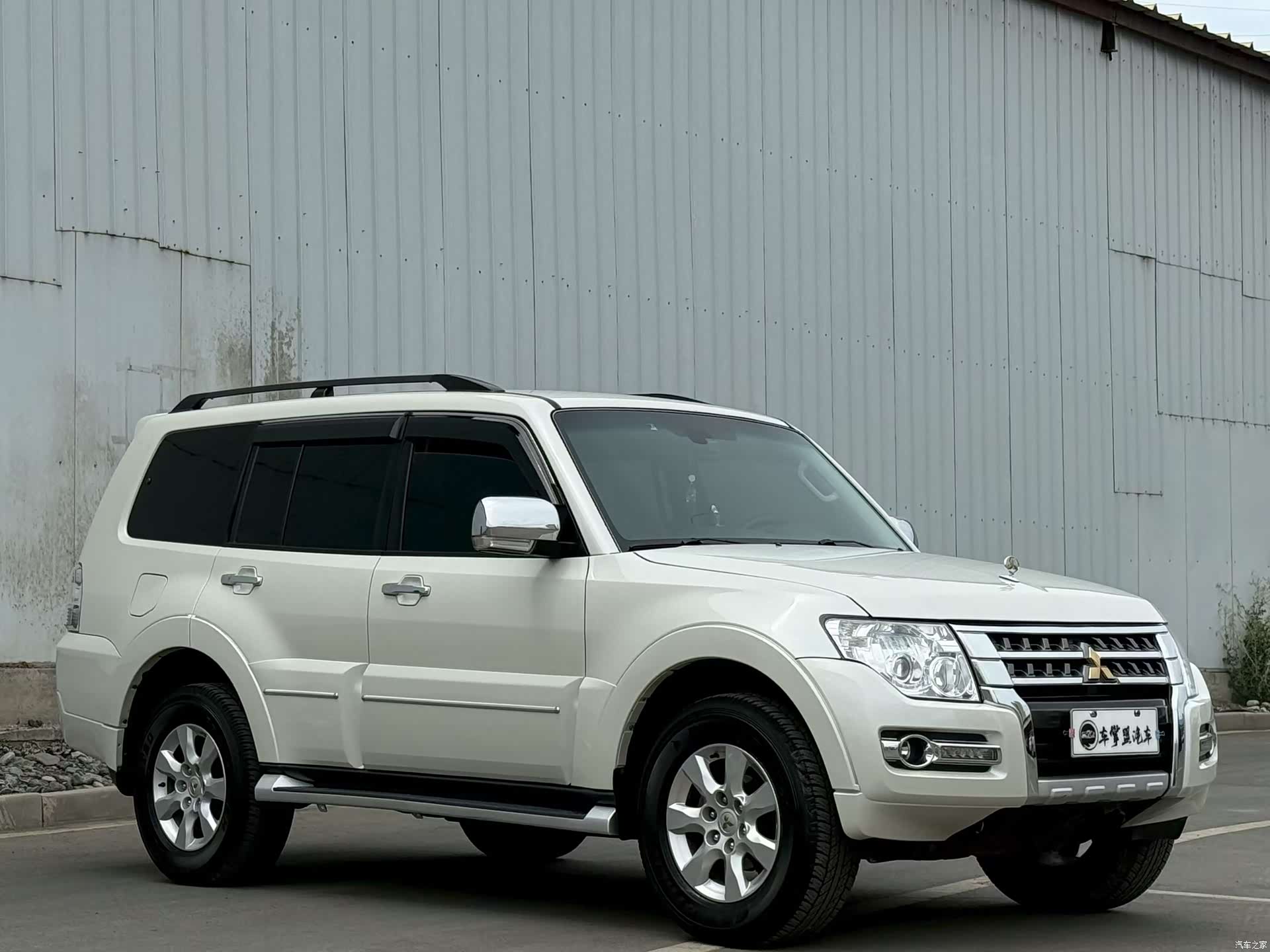 Mitsubishi Pajero, 2020 3