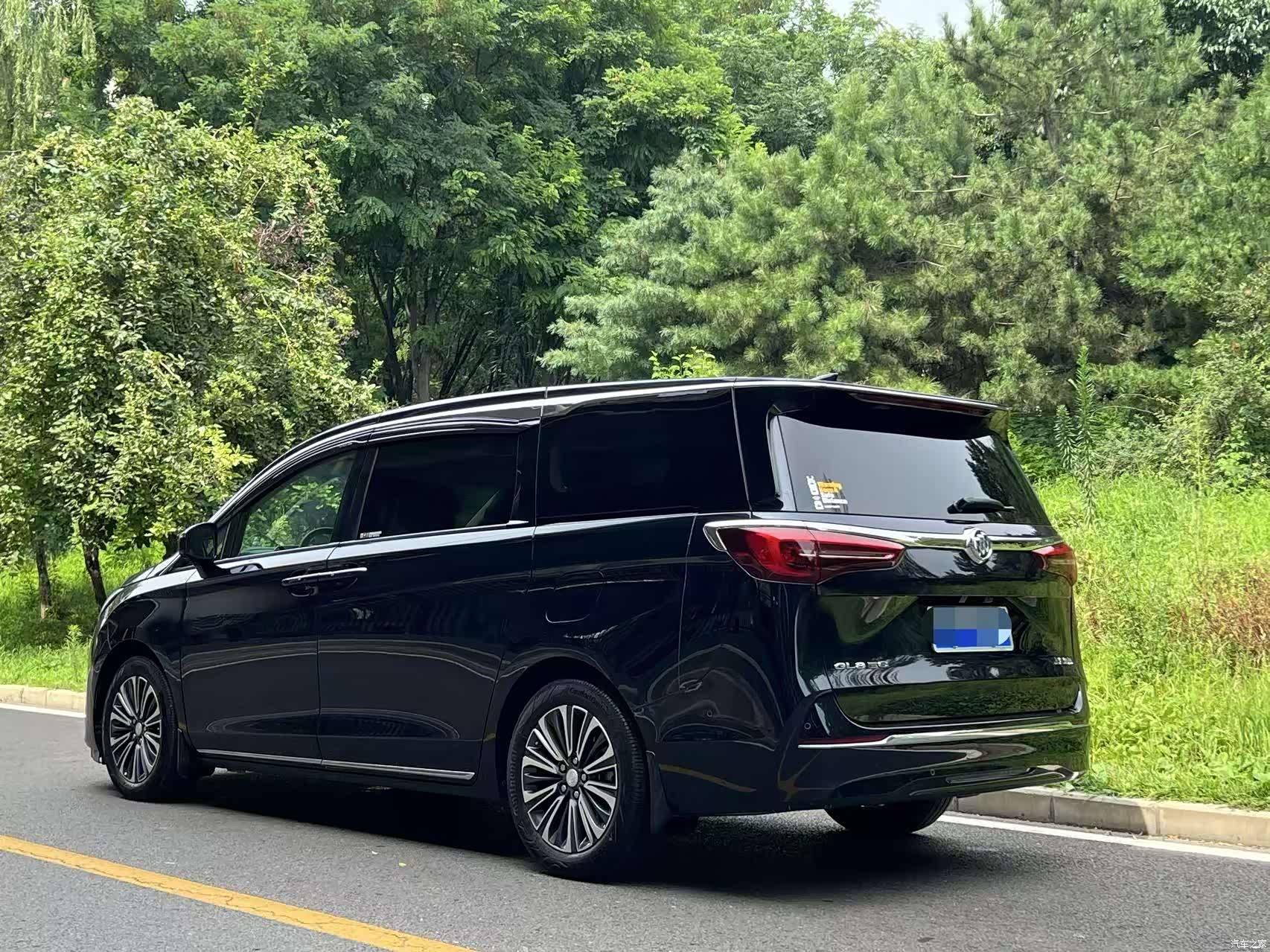 Buick GL8, 2023 4