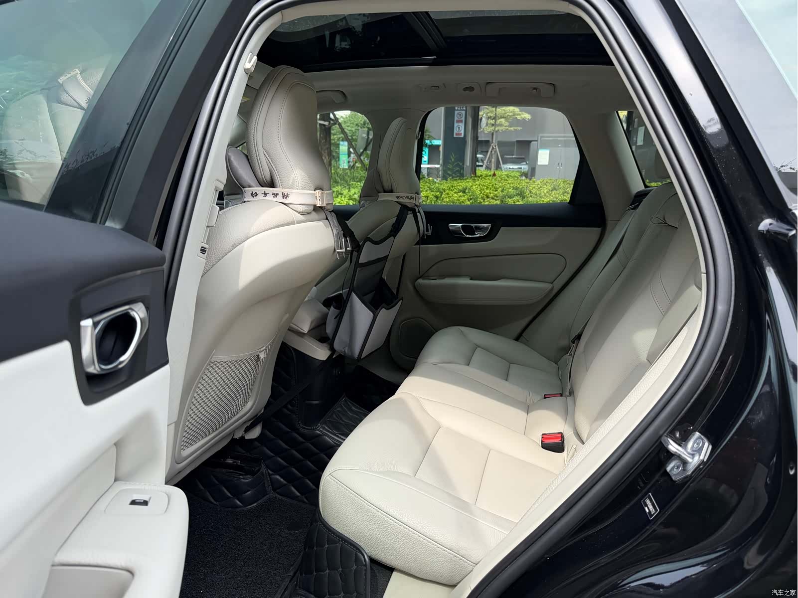 Volvo XC60, 2022 8