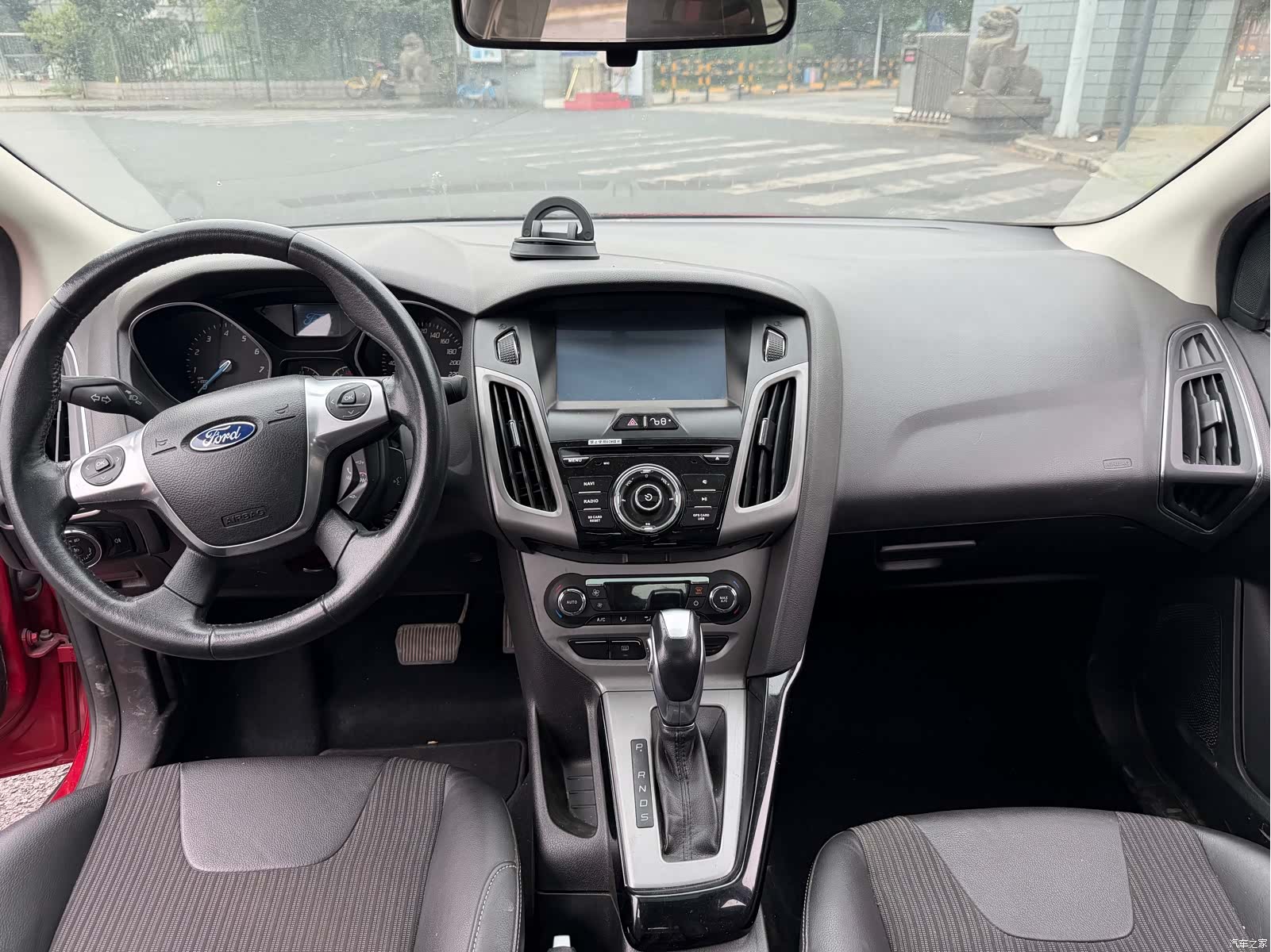 Ford Focus, 2013 13